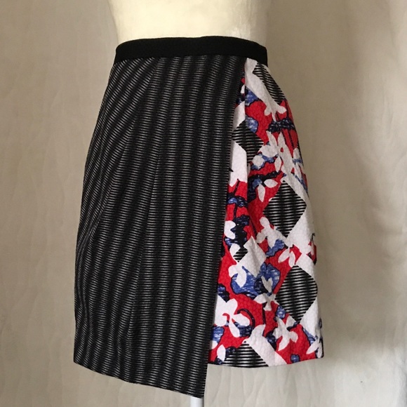 Peter Pilotto x Target Collaboration Red Floral/Check Print Mini Skirt | Size 4 - Picture 6 of 14